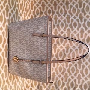 ❤️Michael Kors❤️